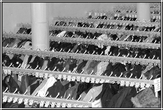 Garderobe Page